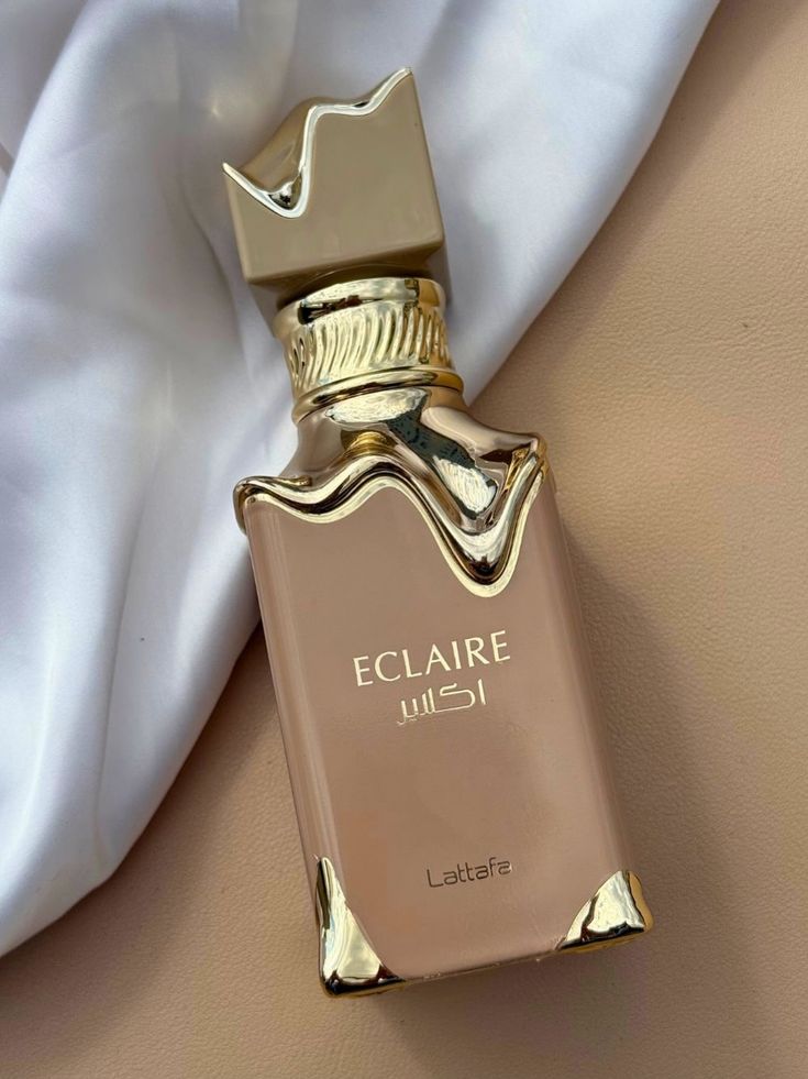 Lattafa Eclaire